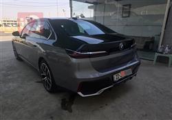 بي ام دبليو الفئة 7